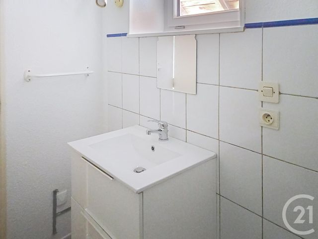 Appartement F3 à louer - 4 pièces - 60.0 m2 - GANNAT - 03 - AUVERGNE - Century 21 Lefèbvre Immobilier