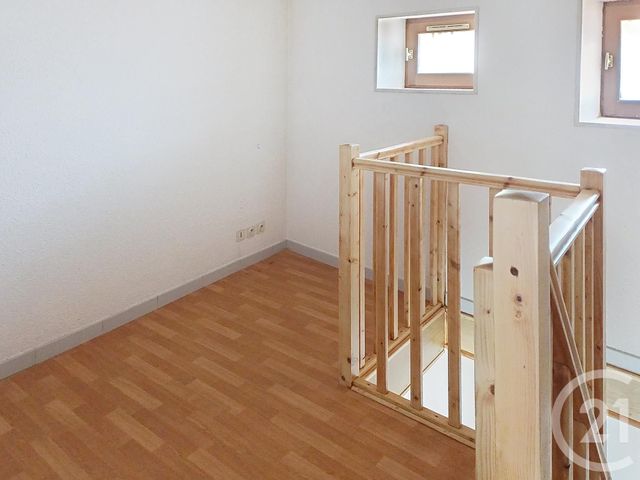 Appartement F3 à louer - 4 pièces - 60.0 m2 - GANNAT - 03 - AUVERGNE - Century 21 Lefèbvre Immobilier