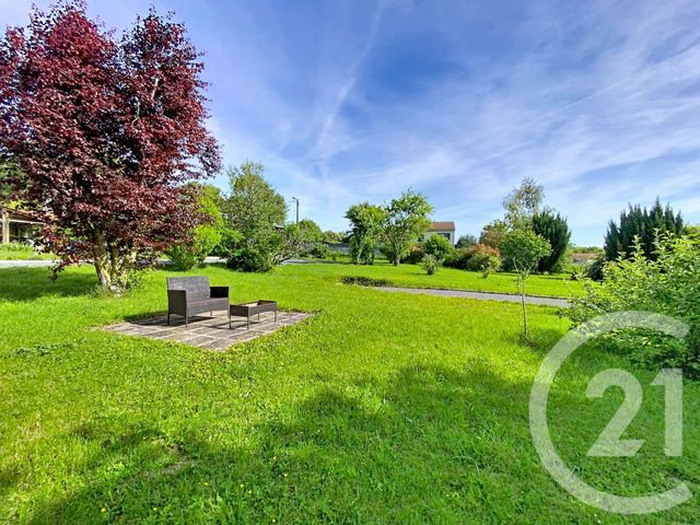 maison à vendre - 7 pièces - 171.0 m2 - EFFIAT - 63 - AUVERGNE - Century 21 Lefèbvre Immobilier