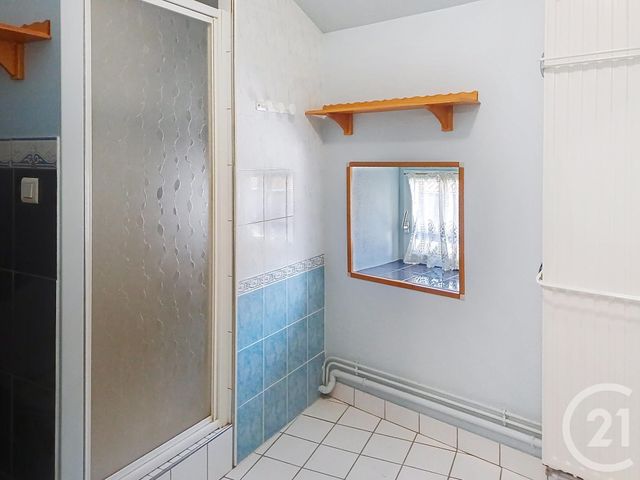 maison à louer - 4 pièces - 71.0 m2 - GANNAT - 03 - AUVERGNE - Century 21 Lefèbvre Immobilier