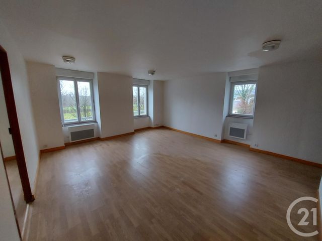 maison à louer - 3 pièces - 91.92 m2 - EBREUIL - 03 - AUVERGNE - Century 21 Lefèbvre Immobilier