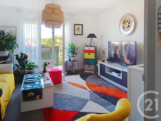 Appartement F4 à louer - 4 pièces - 70.87 m2 - GANNAT - 03 - AUVERGNE - Century 21 Lefèbvre Immobilier