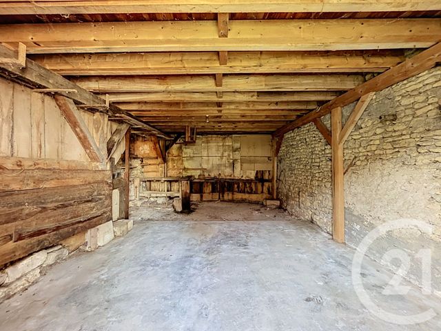 maison à vendre - 6 pièces - 124.0 m2 - CHARMES - 03 - AUVERGNE - Century 21 Lefèbvre Immobilier