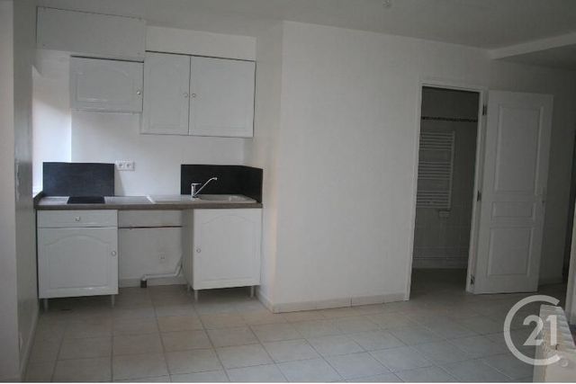 Appartement T1 à louer - 1 pièce - 30.41 m2 - GANNAT - 03 - AUVERGNE - Century 21 Lefèbvre Immobilier