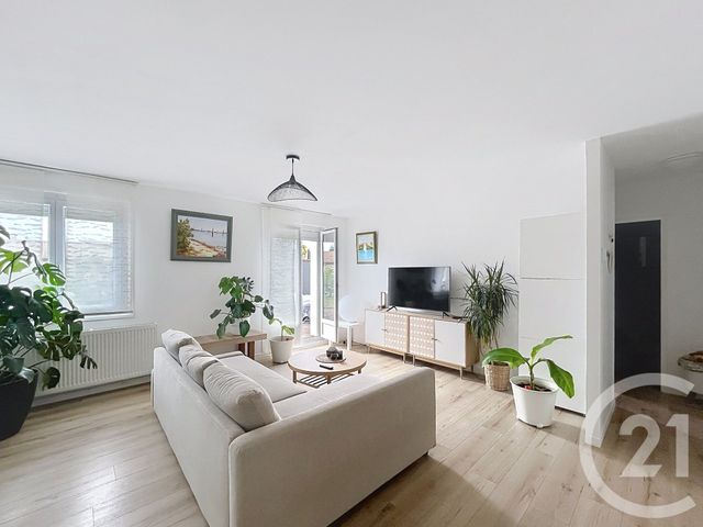 maison à vendre - 4 pièces - 77.3 m2 - GANNAT - 03 - AUVERGNE - Century 21 Lefèbvre Immobilier