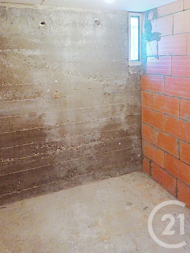 Appartement F3 à louer - 3 pièces - 71.5 m2 - VICHY - 03 - AUVERGNE - Century 21 Lefèbvre Immobilier