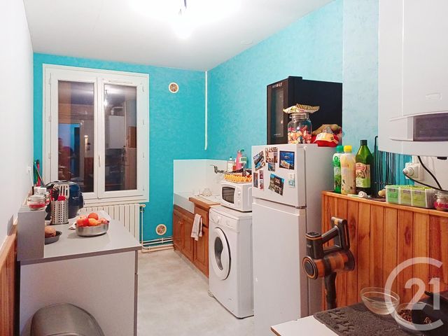 Appartement F3 à louer - 3 pièces - 80.97 m2 - VARENNES SUR ALLIER - 03 - AUVERGNE - Century 21 Lefèbvre Immobilier