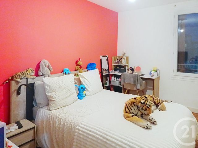 Appartement F3 à louer - 3 pièces - 80.97 m2 - VARENNES SUR ALLIER - 03 - AUVERGNE - Century 21 Lefèbvre Immobilier