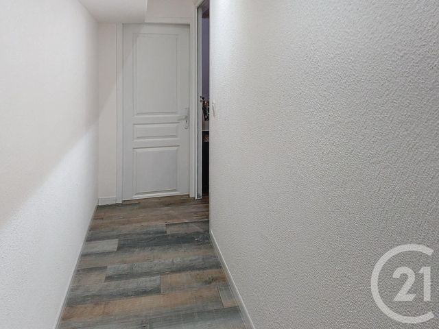 maison à louer - 3 pièces - 59.0 m2 - EFFIAT - 63 - AUVERGNE - Century 21 Lefèbvre Immobilier