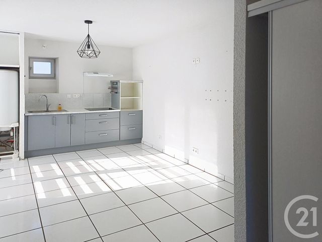 maison à louer - 3 pièces - 59.0 m2 - EFFIAT - 63 - AUVERGNE - Century 21 Lefèbvre Immobilier
