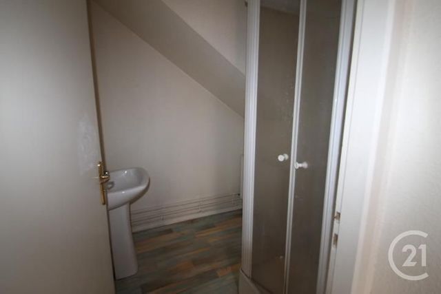 Appartement à louer - 3 pièces - 73.98 m2 - GANNAT - 03 - AUVERGNE - Century 21 Lefèbvre Immobilier