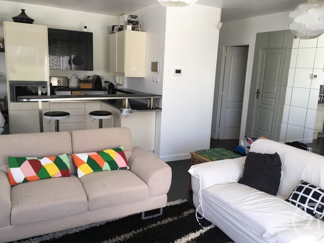 maison à louer - 4 pièces - 102.89 m2 - AIGUEPERSE - 63 - AUVERGNE - Century 21 Lefèbvre Immobilier