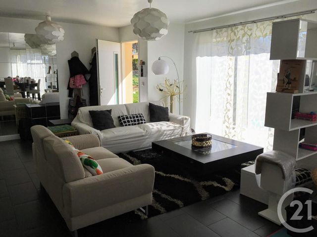 maison à louer - 4 pièces - 102.89 m2 - AIGUEPERSE - 63 - AUVERGNE - Century 21 Lefèbvre Immobilier