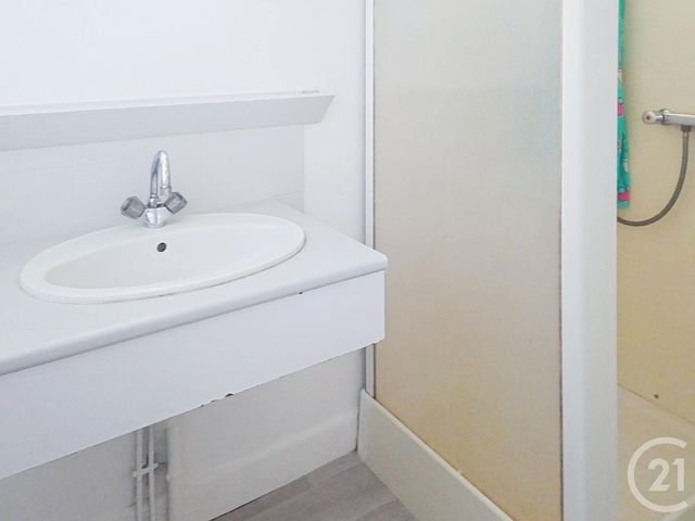 maison à louer - 3 pièces - 67.35 m2 - GANNAT - 03 - AUVERGNE - Century 21 Lefèbvre Immobilier