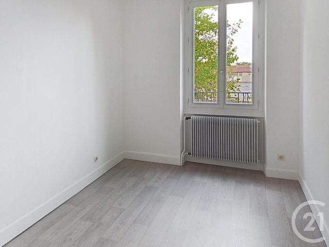 maison à louer - 3 pièces - 67.35 m2 - GANNAT - 03 - AUVERGNE - Century 21 Lefèbvre Immobilier