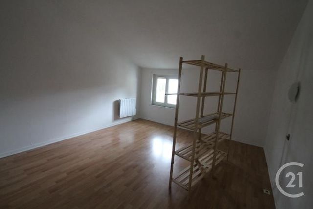 maison à louer - 4 pièces - 100.36 m2 - ABREST - 03 - AUVERGNE - Century 21 Lefèbvre Immobilier