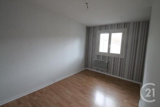 maison à louer - 4 pièces - 100.36 m2 - ABREST - 03 - AUVERGNE - Century 21 Lefèbvre Immobilier